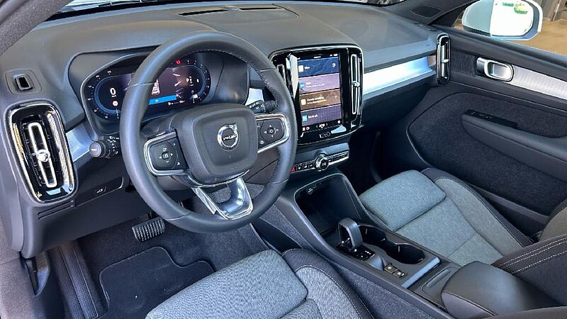 Volvo XC40 2.0 B3 CORE AUTO 163 5P