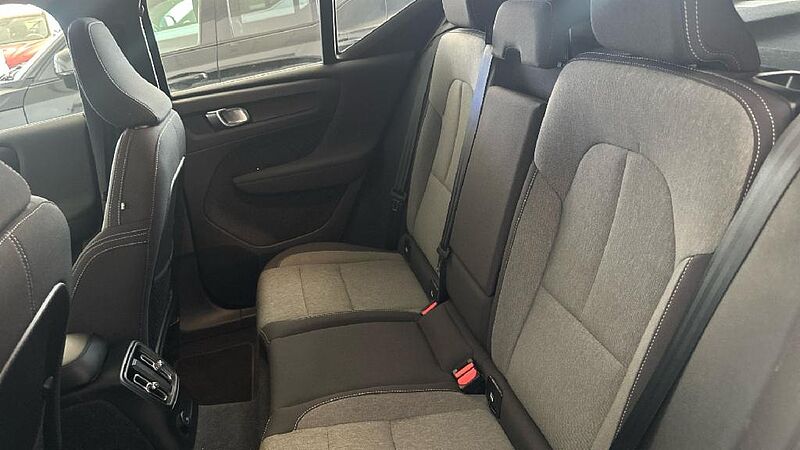 Volvo XC40 Recharge Core, T4 plug-in hybrid, El?ctrico/Gasolina, Bright