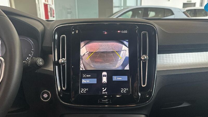 Volvo XC40 Recharge Core, T4 plug-in hybrid, El?ctrico/Gasolina, Bright