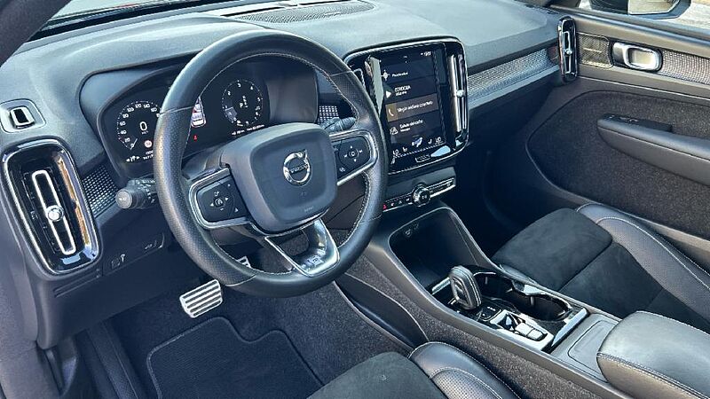Volvo XC40 XC40 D4 AWD Automatikgetriebe (140kW/190PS) R-Design