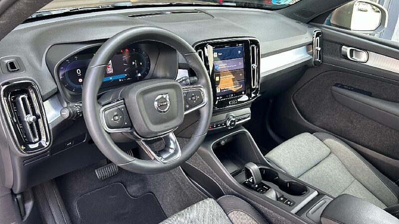 Volvo XC40 XC40 Core, B3 Mild Hybrid, Gasolina