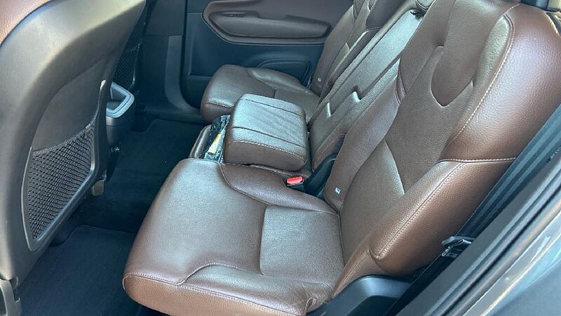 Volvo XC90 2.0 B5 D BUSINESS PLUS 4WD AUTO 235 5P 7 Plazas