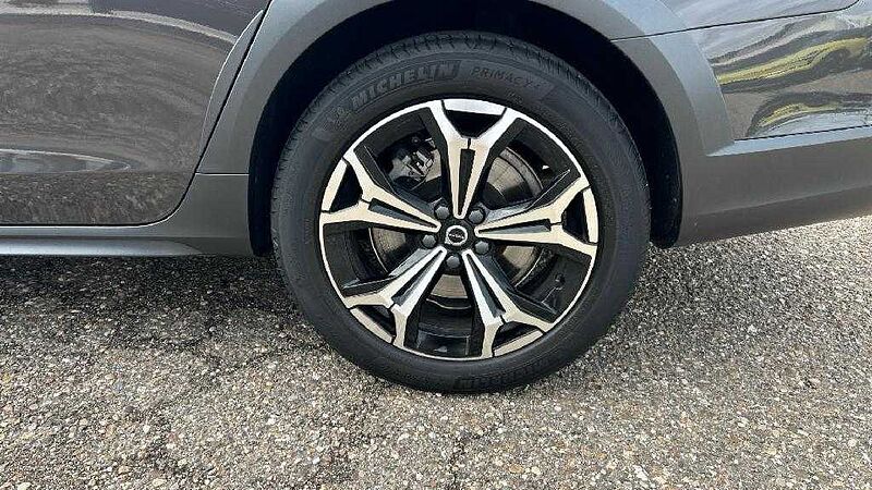 Volvo V90 Cross Country V90 Cross Country Pro, B4 AWD mild hybrid (diésel)