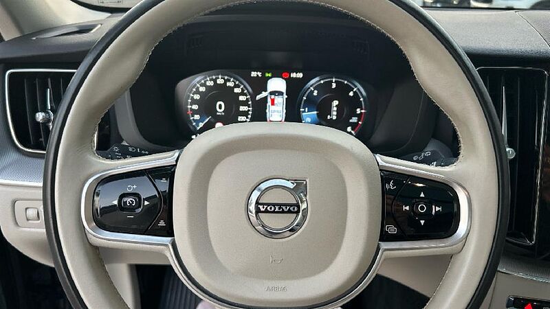 Volvo XC60 XC60 D4 AWD Inscription B Automático