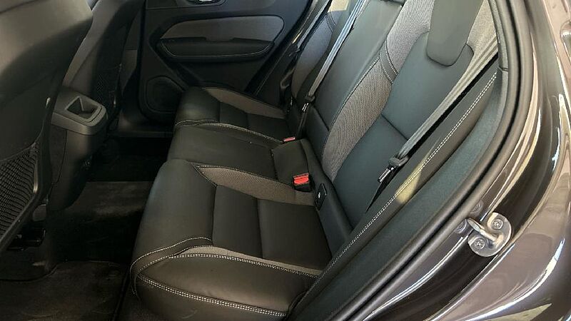 Volvo XC60 XC60 Plus, B5 AWD Mild hybrid, Gasolina, Dark