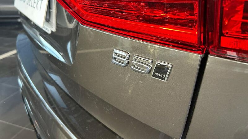 Volvo XC60 XC60 Plus, B5 AWD Mild hybrid, Gasolina, Dark