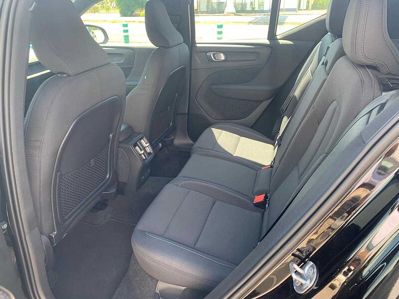 Volvo XC40 Recharge Pure Electric Plus Twin El?ctrico Puro Automatic