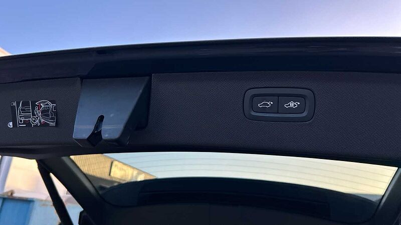 Volvo XC90 2.0 B5 P MHEV PLUS BRIGHT AWD AUTO 250 5P 7 Plazas