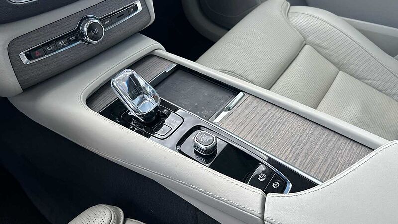 Volvo XC90 2.0 B5 D MHEV ULTIMATE BRIGHT AWD AUTO 235 5P 7 Plazas
