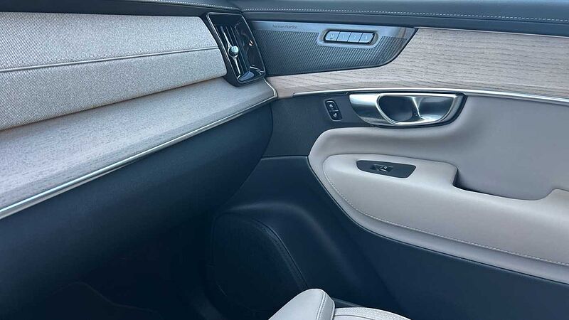 Volvo XC90 2.0 B5 P MHEV PLUS BRIGHT AWD AUTO 250 5P 7 Plazas