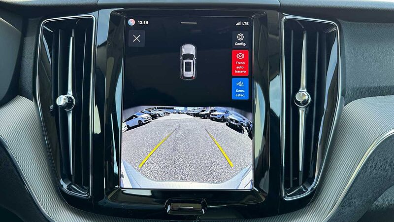 Volvo XC60 2.0 T6 RECHARGE PLUS DARK AUTO 4WD 350 5P