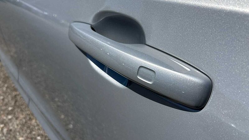 Volvo XC60 2.0 T6 RECHARGE PLUS DARK AUTO 4WD 350 5P