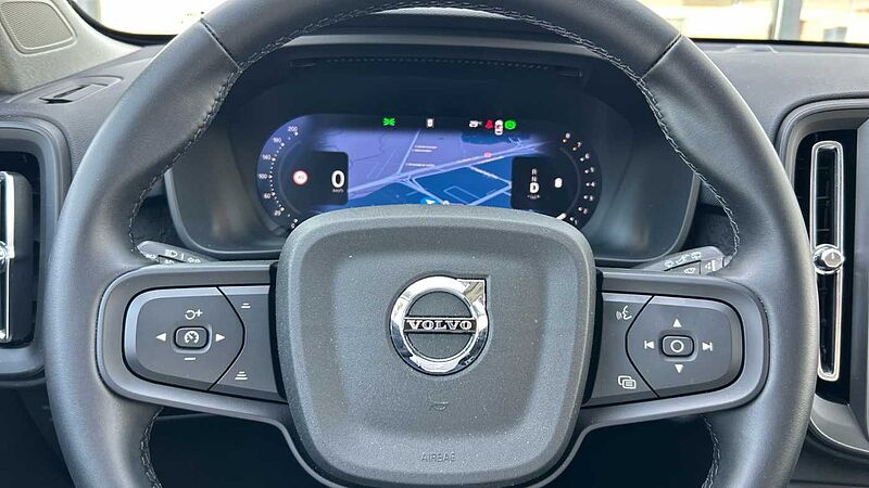 Volvo XC40 2.0 B3 ESSENTIAL AUTO 163 5P