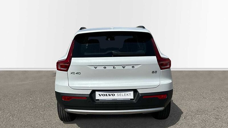 Volvo XC40 2.0 B3 ESSENTIAL AUTO 163 5P