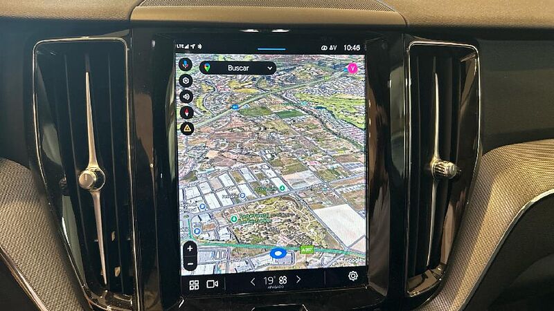 Volvo XC60 XC60 Recharge Plus, T6 AWD Híbrido enchufable, Eléctrico/Gasolina, Dark