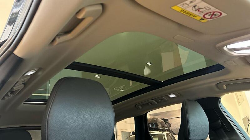 Volvo XC60 XC60 Recharge Plus, T6 AWD Híbrido enchufable, Eléctrico/Gasolina, Dark