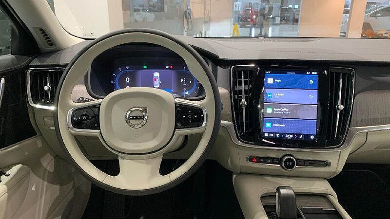 Volvo S90 S90 Plus, B4 (gasolina), Gasolina, Bright