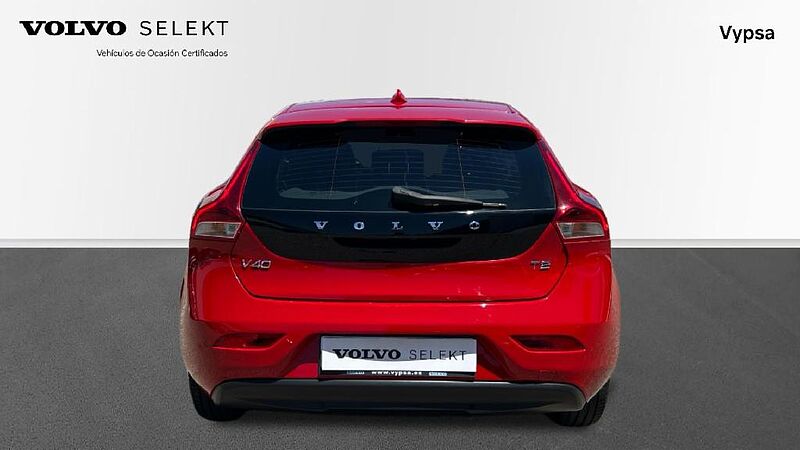 Volvo V40 1.5 T2 MOMENTUM AUTO 122 5P
