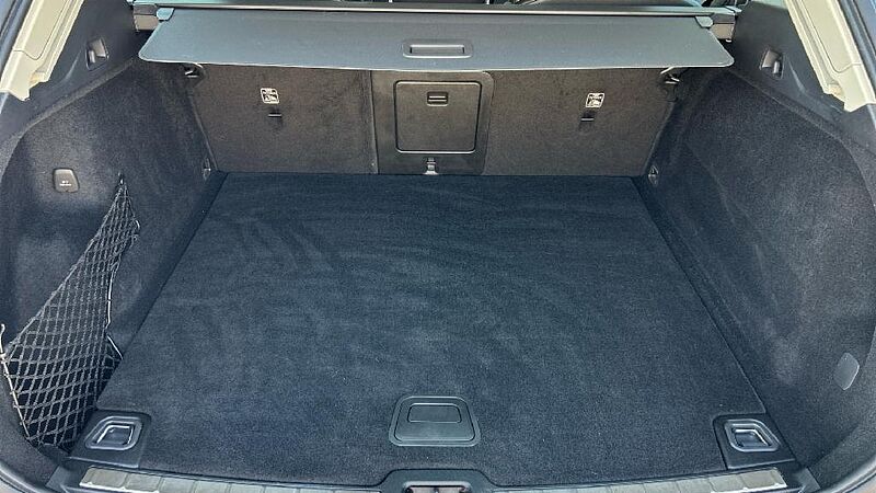 Volvo XC60 2.0 B4 D MOMENTUM PRO AUTO 197 5P