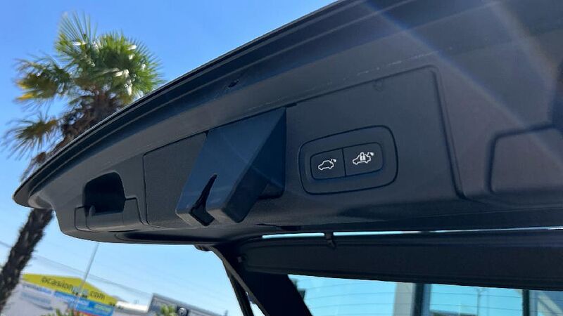 Volvo XC60 2.0 B4 D MOMENTUM PRO AUTO 197 5P