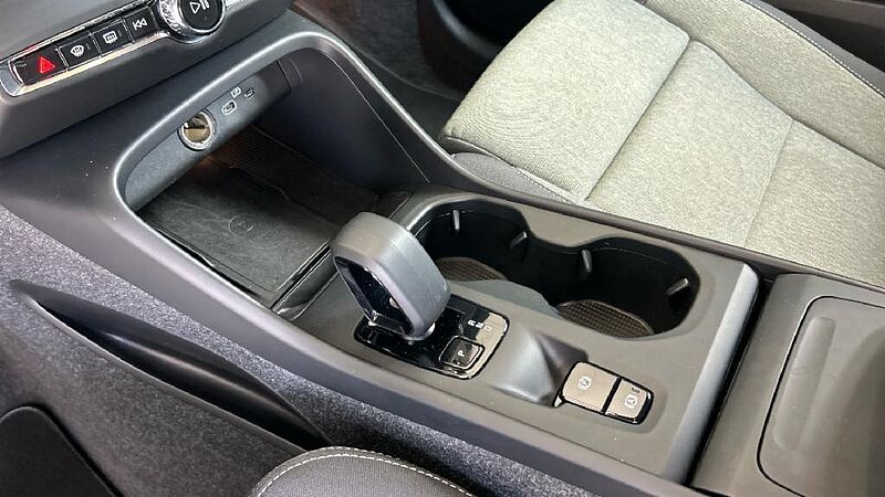 Volvo XC40 2.0 B3 CORE AUTO 163 5P