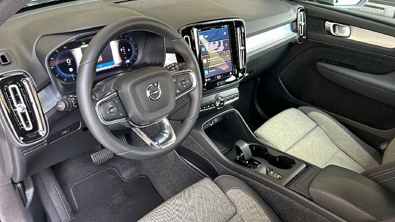 Volvo XC40 2.0 B3 CORE AUTO 163 5P