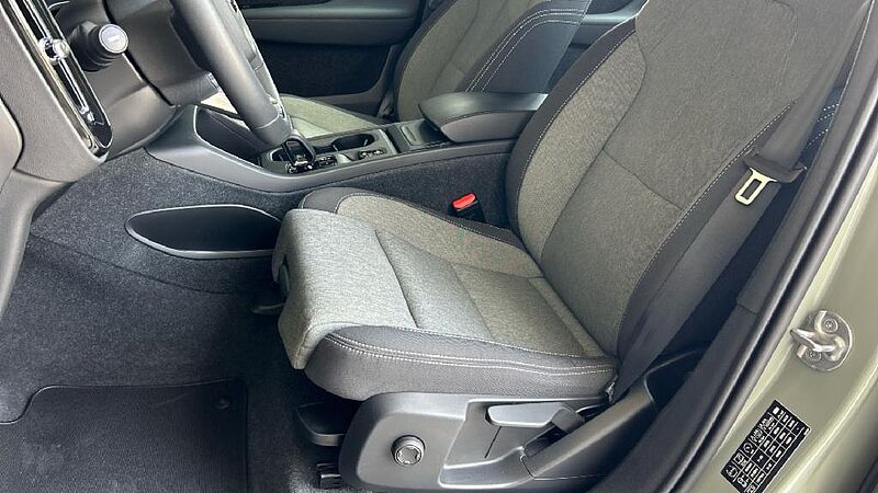 Volvo XC40 2.0 B3 CORE AUTO 163 5P