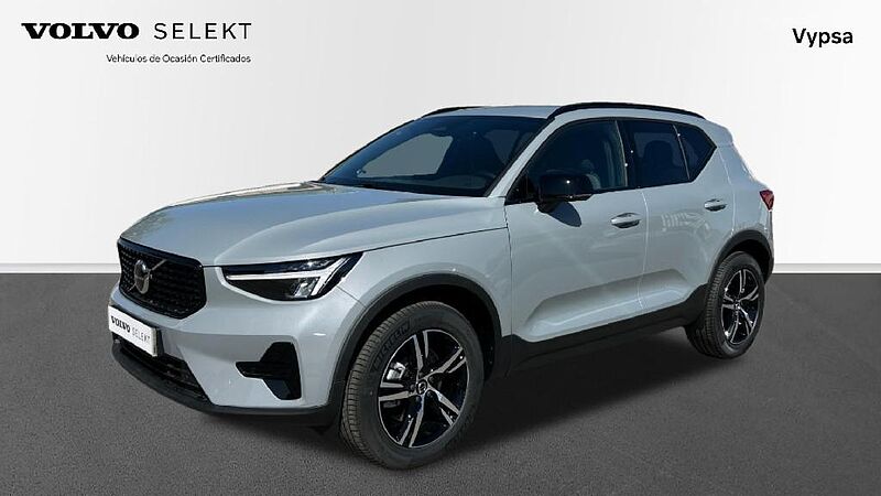 Volvo XC40 XC40 Plus, B3 Mild Hybrid, Gasolina, Dark