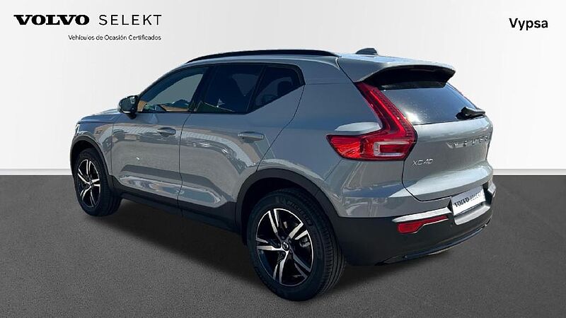 Volvo XC40 XC40 Plus, B3 Mild Hybrid, Gasolina, Dark