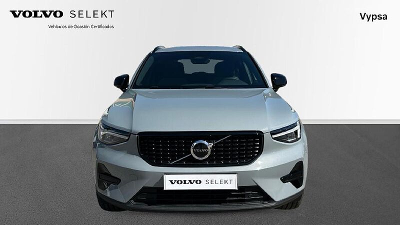 Volvo XC40 XC40 Plus, B3 Mild Hybrid, Gasolina, Dark