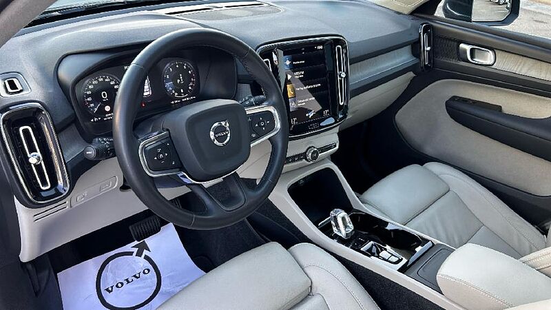 Volvo XC40 2.0 B4 G INSCRIPTION AUTO 4WD 197 5P