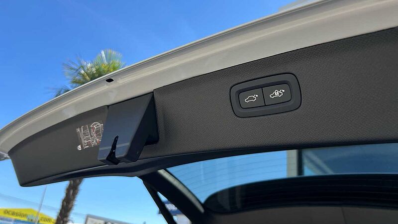 Volvo XC90 2.0 B5 P MHEV PLUS DARK AWD AUTO 250 5P 7 Plazas