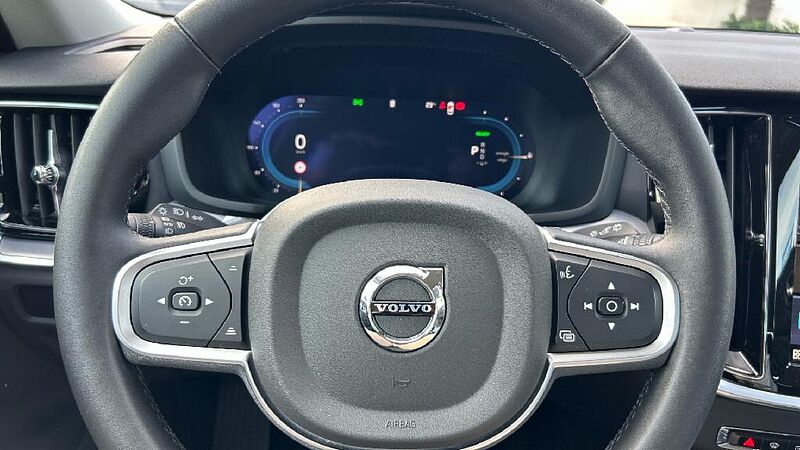 Volvo V60 V60 Core, T6 AWD Híbrido enchufable, Eléctrico/Gasolina, Bright