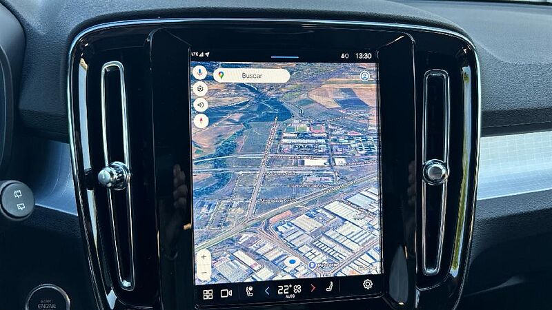 Volvo XC40 XC40 Plus, B3 Mild Hybrid, Gasolina, Dark