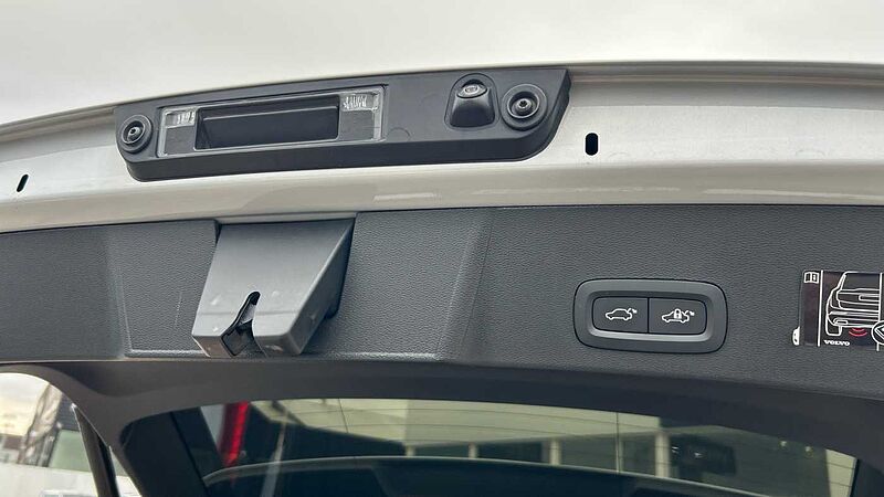 Volvo XC40 XC40 Momentum Pro, T2 (gasolina - manual)