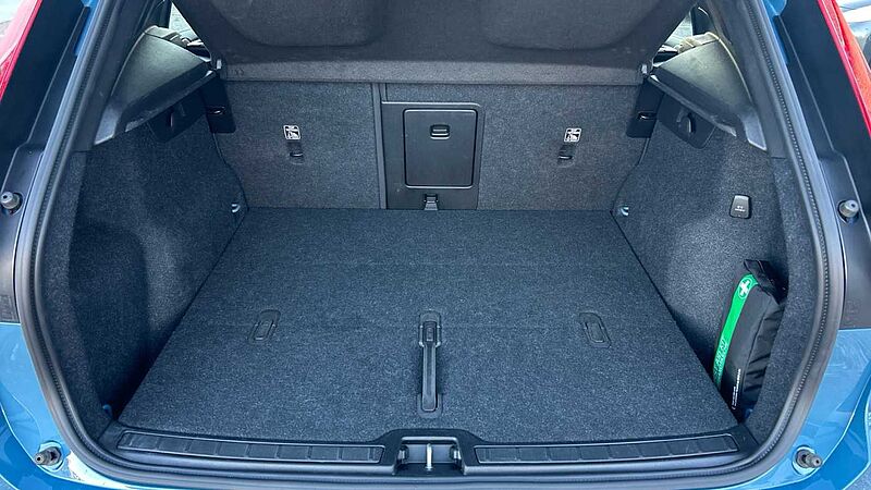 Volvo XC40 XC40 Core, B3 Mild Hybrid, Gasolina