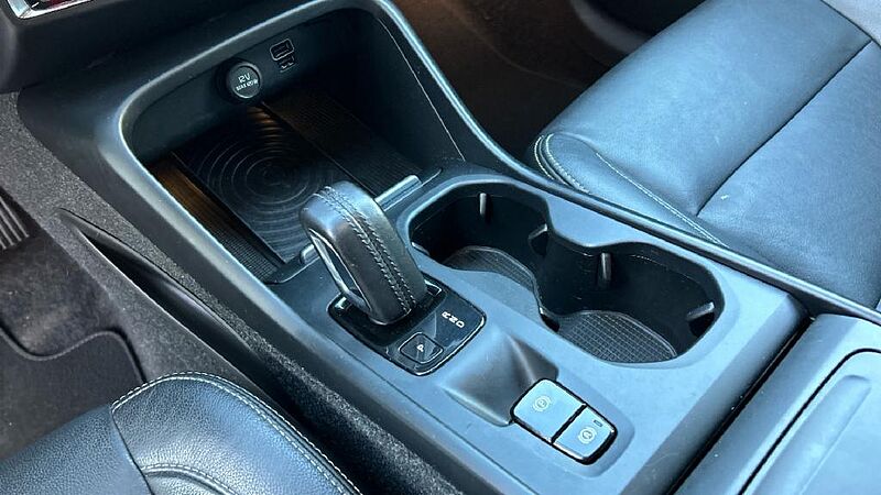 Volvo XC40 XC40 D4 AWD Momentum Automático