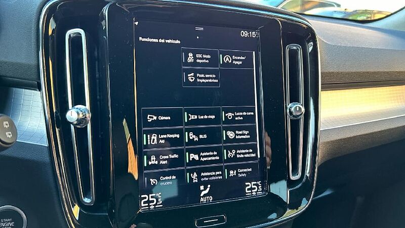 Volvo XC40 XC40 D4 AWD Momentum Automático