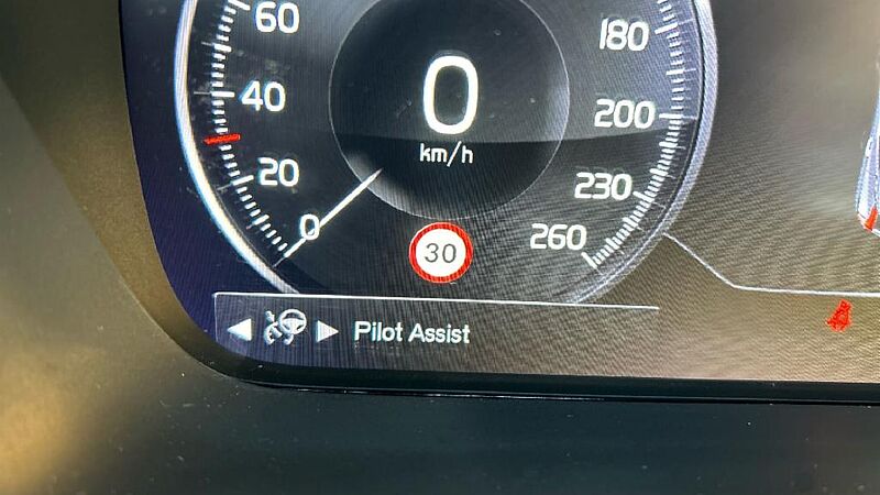 Volvo XC40 XC40 D4 AWD Momentum Automático