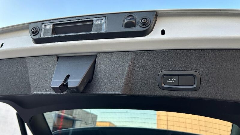 Volvo XC40 XC40 D4 AWD Momentum Automático