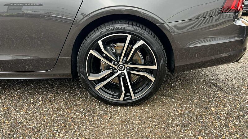 Volvo S90 S90 Recharge Ultimate, T8 AWD Híbrido enchufable, Eléctrico/Gasolina, Dark