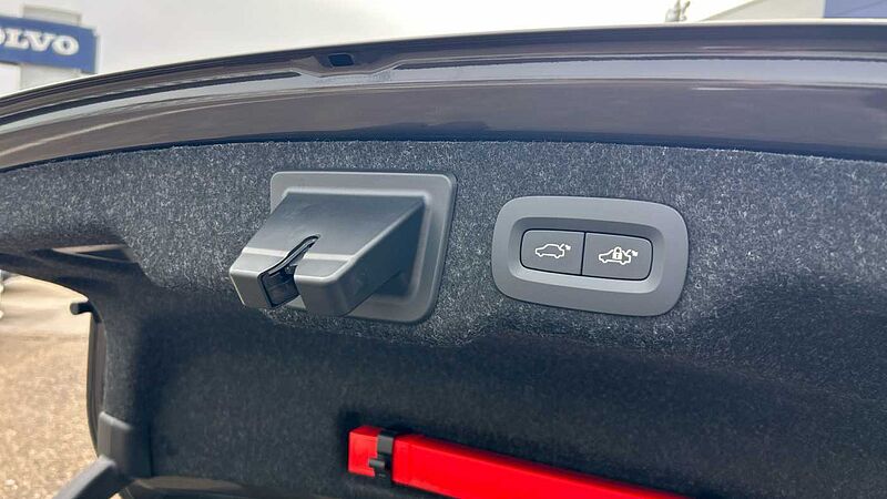 Volvo S90 S90 Recharge Ultimate, T8 AWD Híbrido enchufable, Eléctrico/Gasolina, Dark