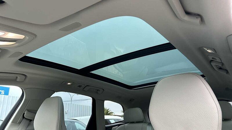 Volvo XC60 XC60 Plus, T6 AWD Híbrido enchufable, Eléctrico/Gasolina, Bright