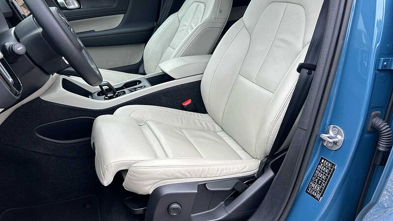 Volvo XC40 1.5 T4 PHEV RECHARGE CORE DCT 211 5P