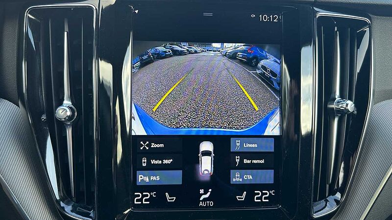 Volvo XC60 2.0 B4 P R-DESIGN AUTO 197 5P