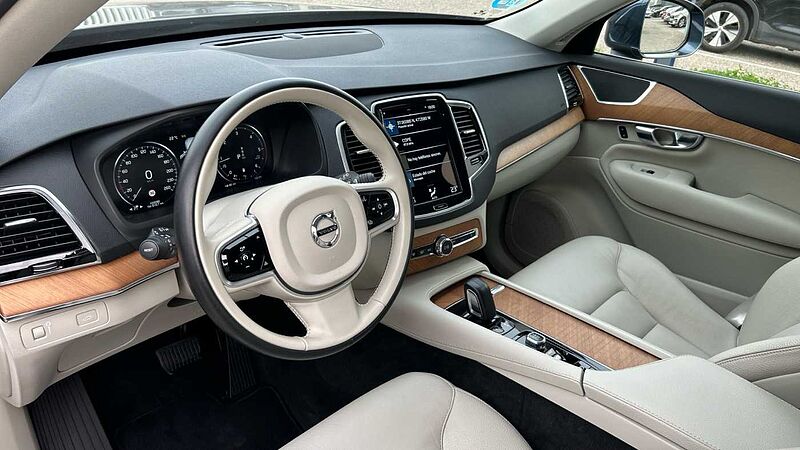 Volvo XC90 2.0 B5 D MOMENTUM PRO AWD AUTO 235 5P 7 Plazas