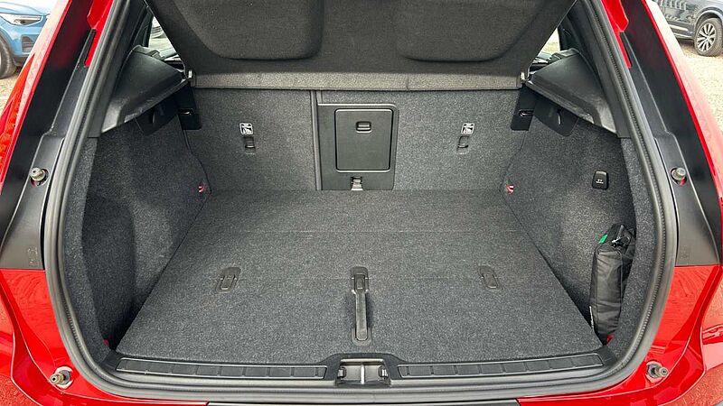 Volvo XC40 2.0 B3 CORE AUTO 163 5P