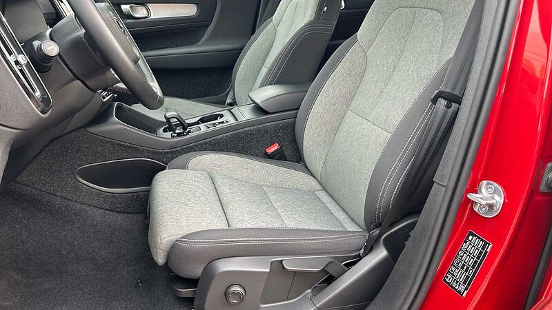 Volvo XC40 2.0 B3 CORE AUTO 163 5P