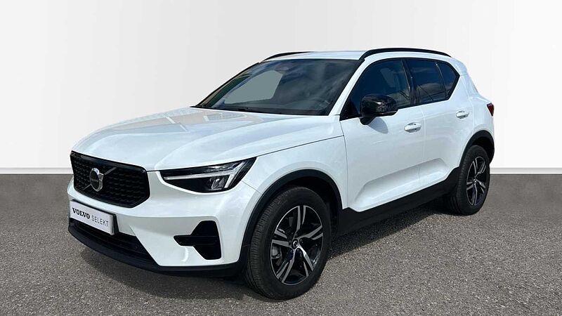 Volvo XC40 2.0 B3 PLUS DARK AUTO 163 5P