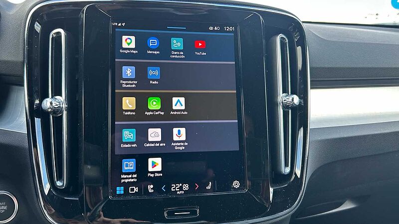 Volvo XC40 2.0 B3 PLUS DARK AUTO 163 5P